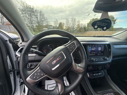 Certified 2023 GMC Acadia AT4 w/ Preferred Package image 17