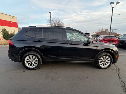 Used 2018 Volkswagen Tiguan SE image 4