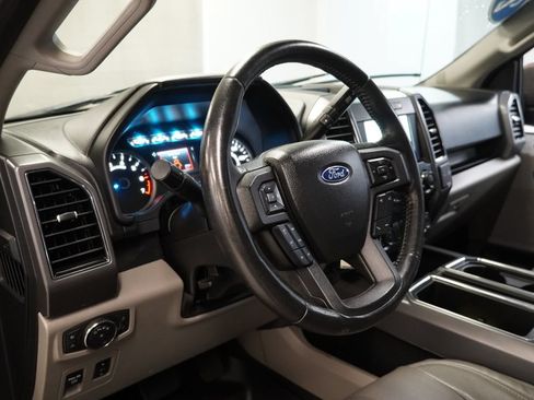 Used 2019 Ford F150 XLT w/ Equipment Group 302A Luxury AWD/4WD image 4
