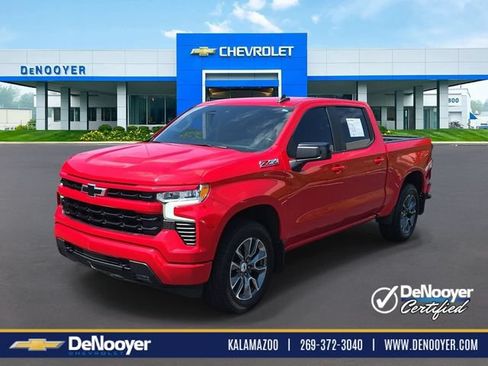 Used 2023 Chevrolet Silverado 1500 RST AWD/4WD image 1