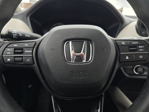 Certified 2024 Honda HR-V LX image 27