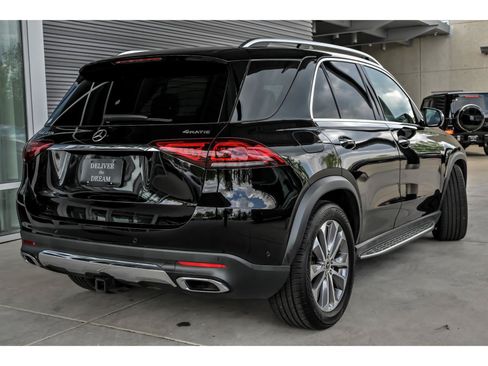 Used 2021 Mercedes-Benz GLE 350 4MATIC w/ Premium Package image 6
