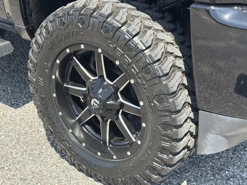Used 2017 Chevrolet Silverado 2500 LTZ w/ Duramax Plus Package AWD/4WD image 10