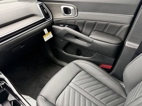 New 2026 Kia Sorento SX Prestige image 17