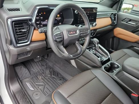 Used 2026 GMC Canyon AT4 w/ AT4 Premium Package AWD/4WD image 6
