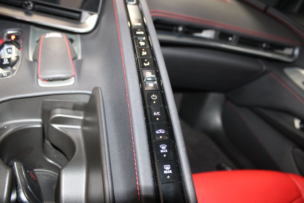 Used 2024 Chevrolet Corvette Stingray Coupe w/ 1LT RWD image 41