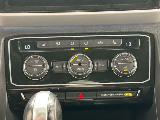 Used 2023 Volkswagen Atlas SEL AWD/4WD image 14