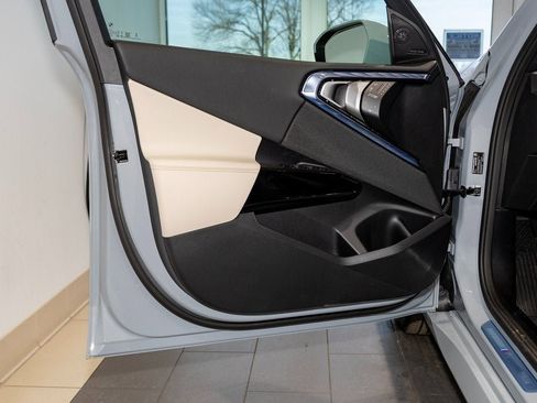 New 2026 BMW X3 xDrive30 image 12