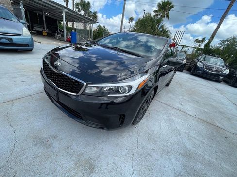 Used 2017 Kia Forte LX FWD image 10
