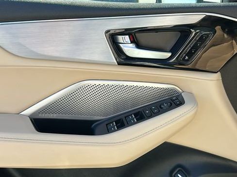 Certified 2023 Acura MDX SH-AWD w/ Technology Package image 14