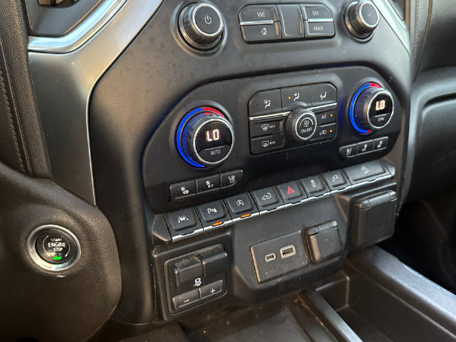 Used 2020 Chevrolet Silverado 1500 LTZ w/ LTZ Premium Package AWD/4WD image 27