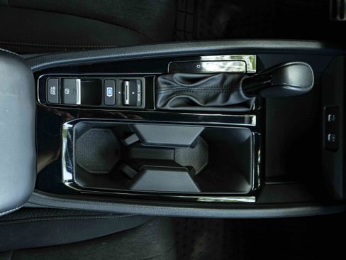 Used 2024 Honda Accord Sport image 27
