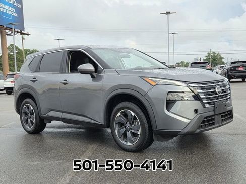 Used 2025 Nissan Rogue SV FWD image 5