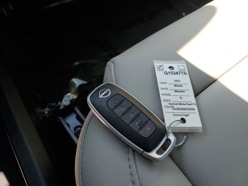New 2025 Nissan Murano SL image 29