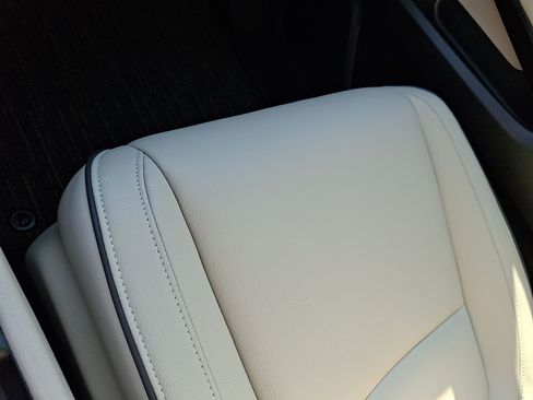 Certified 2025 Honda Odyssey Touring image 26