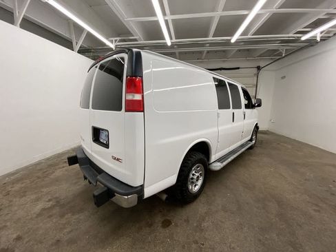 Used 2019 GMC Savana 2500 w/ Driver Convenience Package image 6