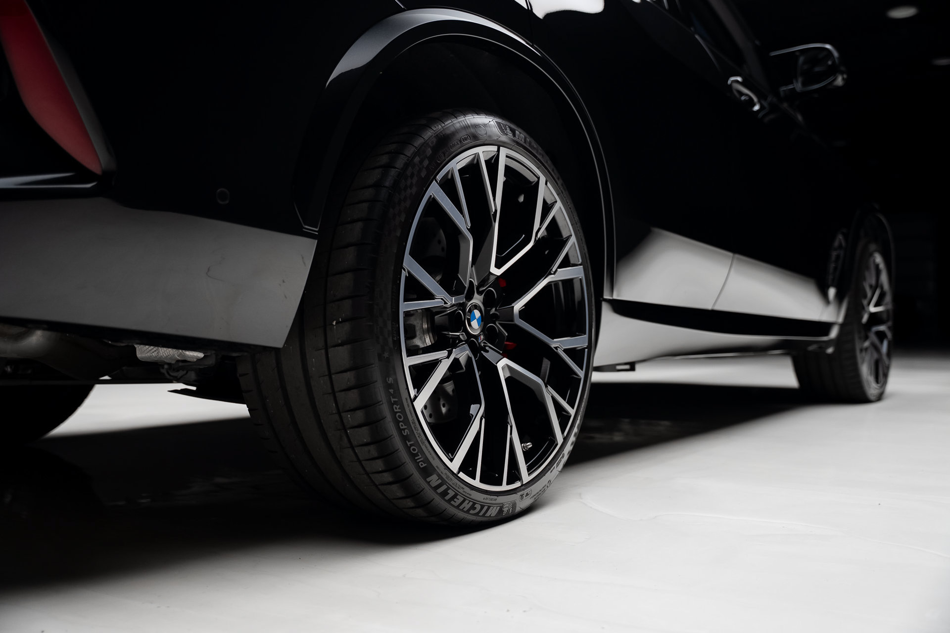 Used 2024 BMW X5 M Competition w/ Executive Package AWD/4WD image 83