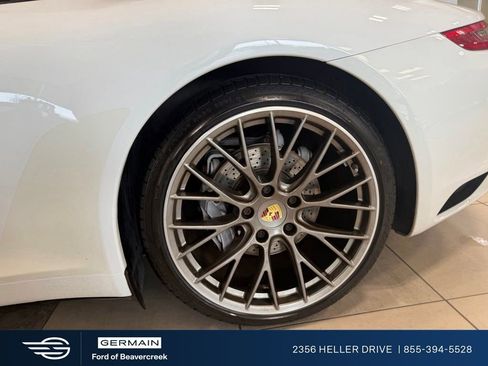 Used 2017 Porsche 911 Carrera RWD image 3