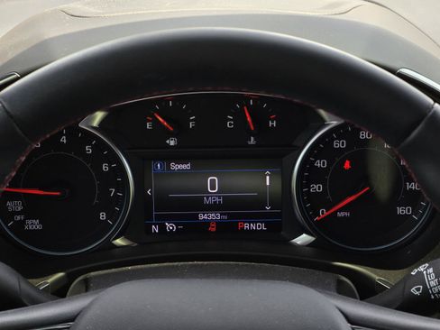 Used 2023 Chevrolet Equinox RS FWD image 16