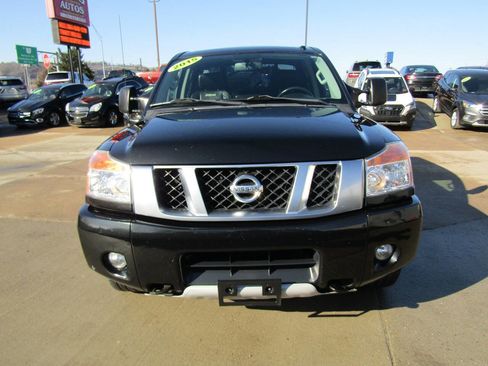 Used 2015 Nissan Titan PRO-4X image 3