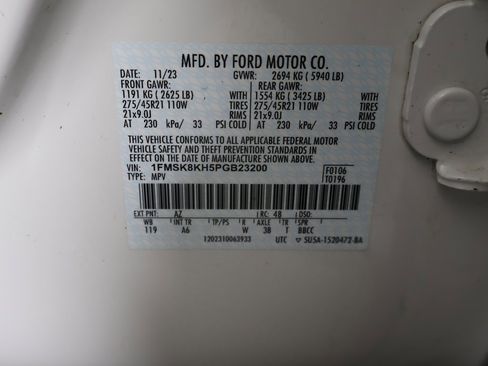 Used 2023 Ford Explorer ST-Line w/ Class IV Trailer Tow Package image 60