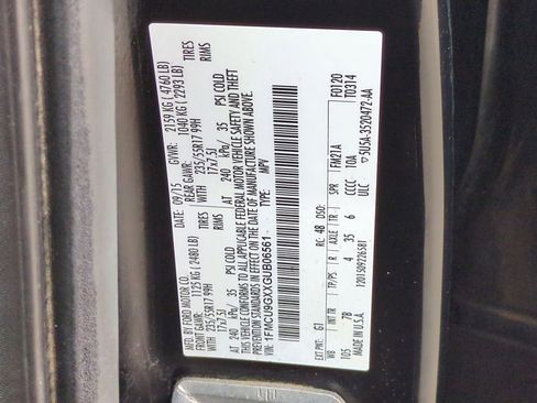 Used 2016 Ford Escape SE w/ SE Cold Weather Package image 36