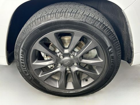 Used 2019 Jeep Grand Cherokee High Altitude image 11