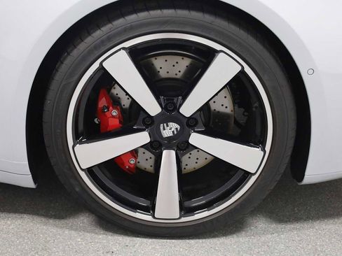 Certified 2025 Porsche 911 Carrera S image 34