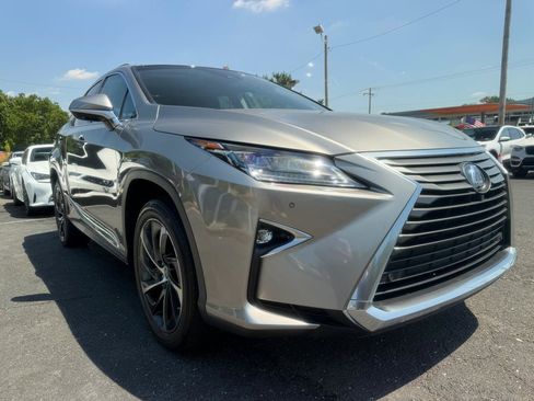 Used 2018 Lexus RX 350 AWD w/ Luxury Package image 3