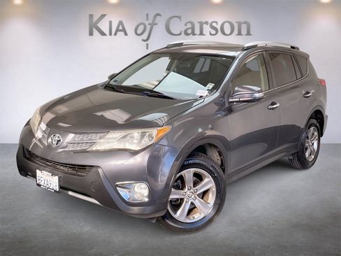 Used 2015 Toyota RAV4 XLE image 1