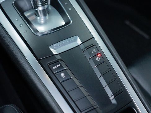 Used 2014 Porsche Cayman RWD image 42