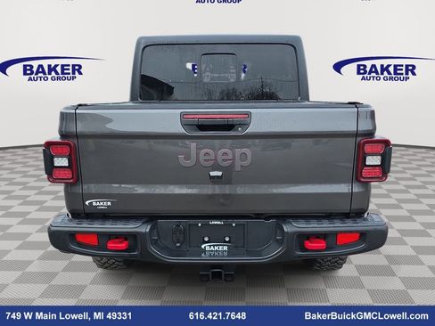 Used 2024 Jeep Gladiator Rubicon w/ Convenience Group image 6