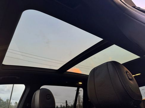 Used 2023 Mercedes-Benz GLS 580 4MATIC image 45