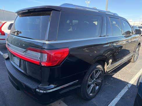 Used 2018 Lincoln Navigator L Reserve w/ Technology Package image 7