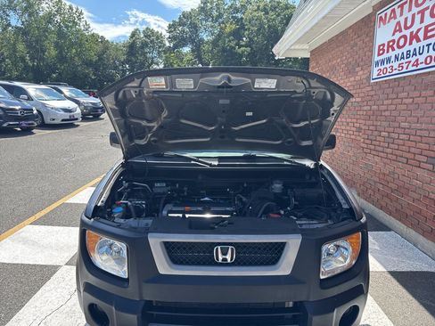 Used 2005 Honda Element EX image 30