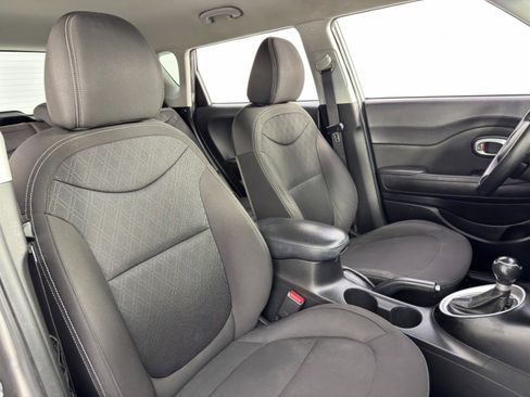Used 2016 Kia Soul image 28