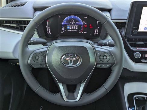 Used 2026 Toyota Corolla SE image 10