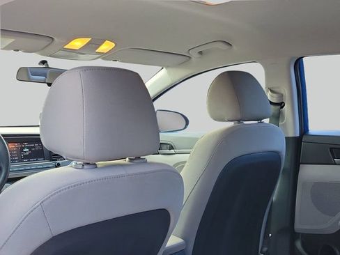 Used 2018 Hyundai Elantra SEL FWD image 10
