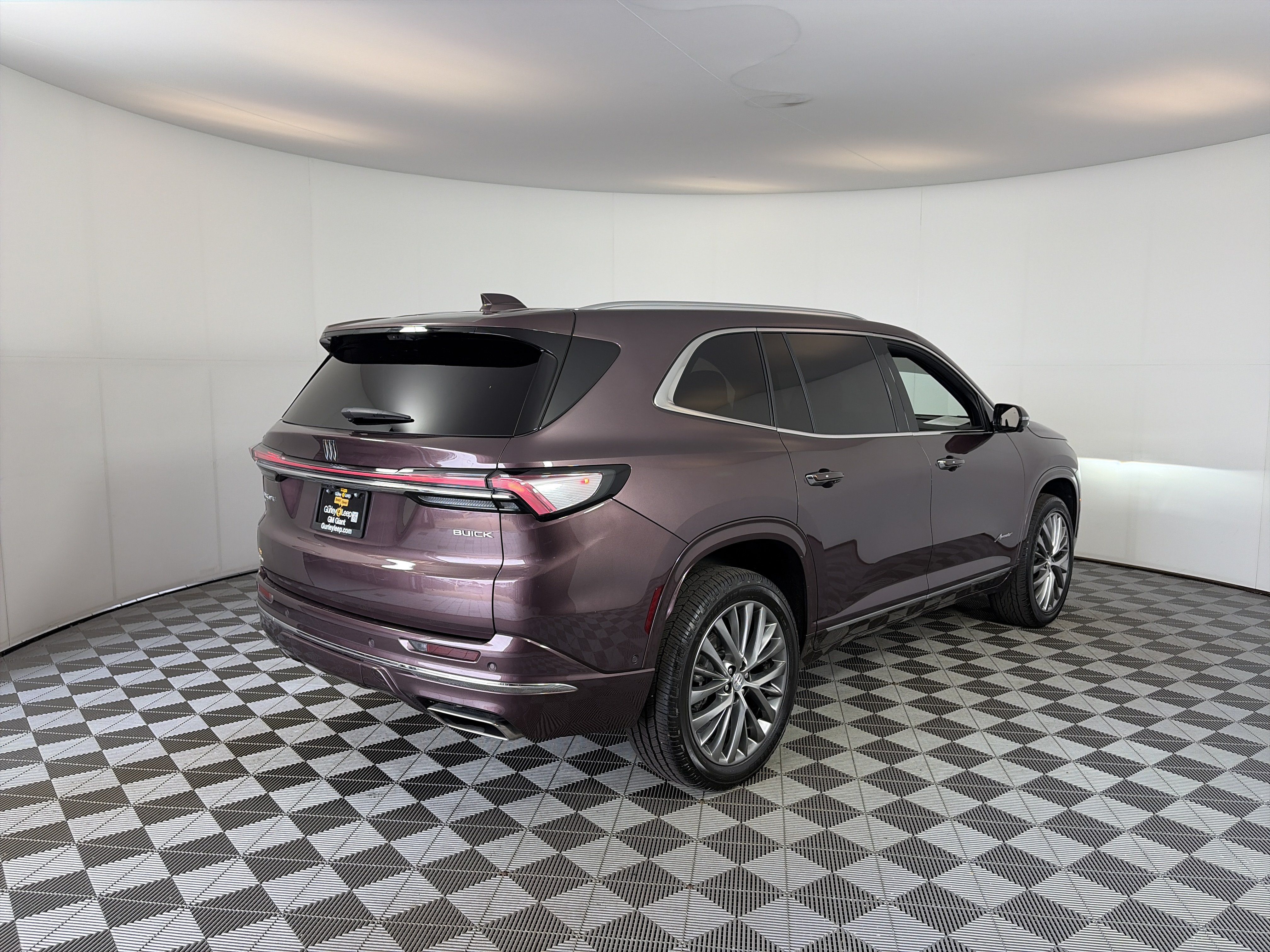 Certified 2026 Buick Enclave Avenir w/ Super Cruise Package AWD/4WD image 11