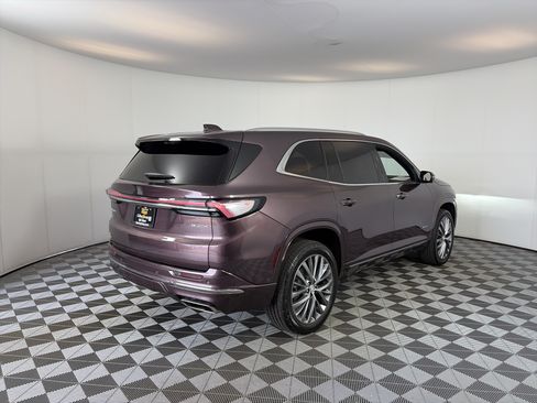 Used 2026 Buick Enclave Avenir w/ Super Cruise Package AWD/4WD image 11