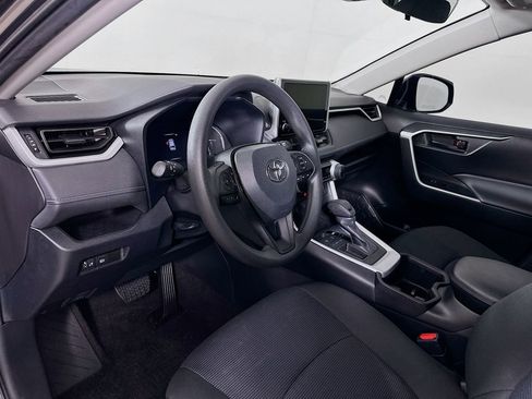 Used 2023 Toyota RAV4 LE image 9