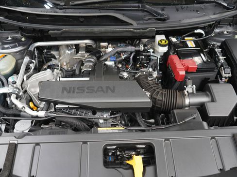 Used 2026 Nissan Rogue Platinum w/ Platinum Premium Package AWD/4WD image 31