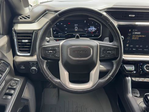 Used 2024 GMC Sierra 1500 Denali AWD/4WD image 8