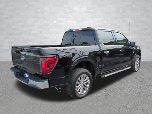 Used 2025 Ford F150 Lariat w/ Equipment Group 501A Mid AWD/4WD image 5