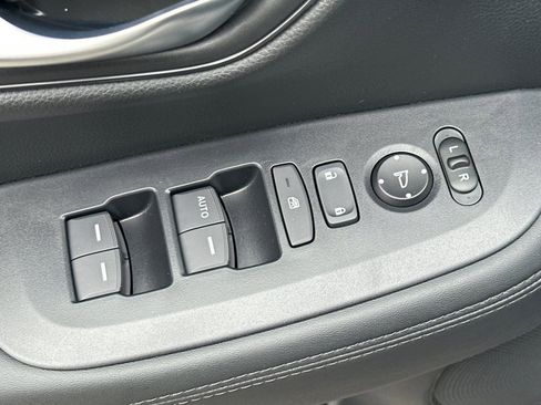 New 2026 Honda HR-V LX image 24