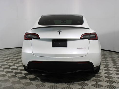 Used 2022 Tesla Model Y Performance AWD/4WD image 34