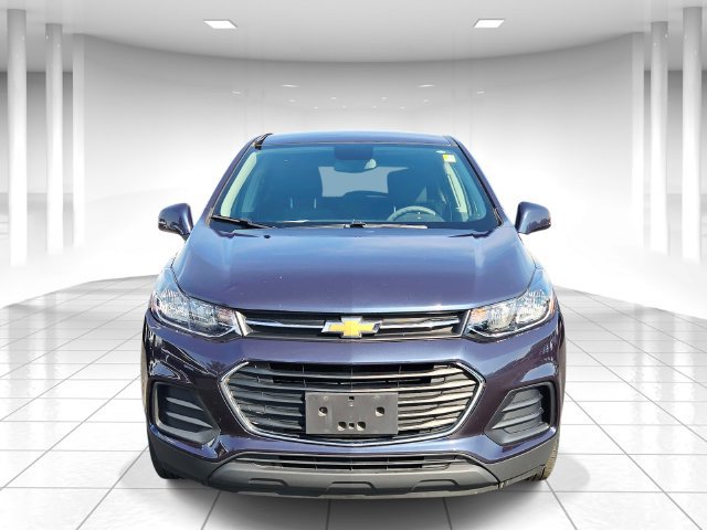 Used 2019 Chevrolet Trax LS w/ Tint and Cruise Package FWD image 5