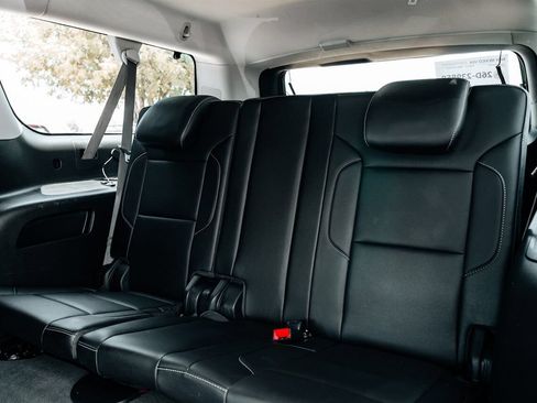 Used 2015 Chevrolet Suburban LTZ AWD/4WD image 46