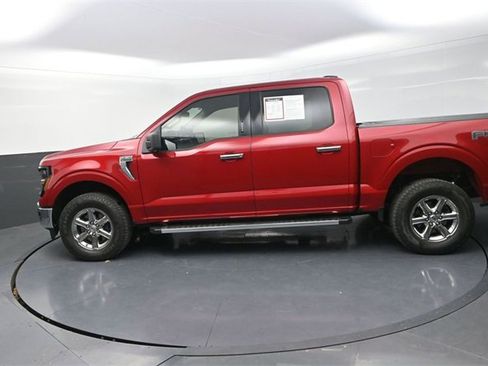 Used 2024 Ford F150 XLT w/ FX4 Off-Road Package image 4