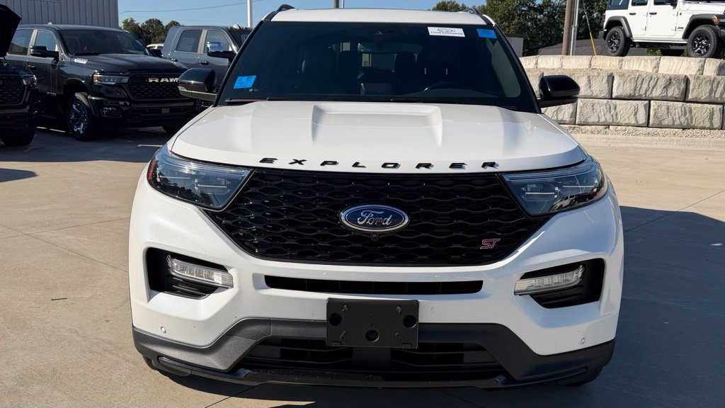 Used 2020 Ford Explorer ST w/ ST Street Pack AWD/4WD image 8